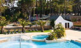 Bois de Bayadene pool camping france