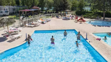 Rives de Condrieu piscine